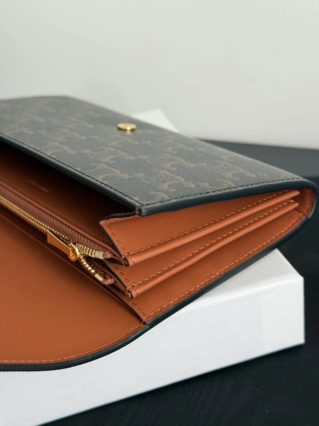 MOMO-- 358i95 10E312CPJ.04LU high quality version cowhide item:E-B805J2422